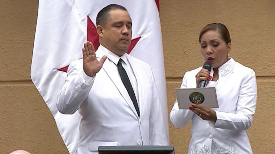 Marcos Castillero, el hijo de Mateo que es elegido con el voto unánime de los diputados