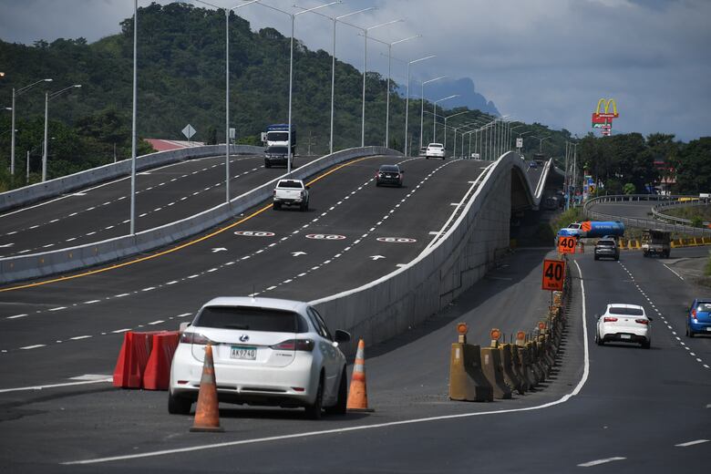 Deuda en proyectos llave en mano alcanza $6,506 millones; pagos se extienden hasta 2032