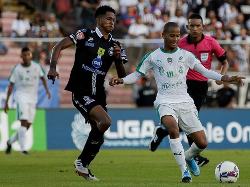 Jugar a puertas cerradas o suspender la temporada, el dilema de la Fepafut