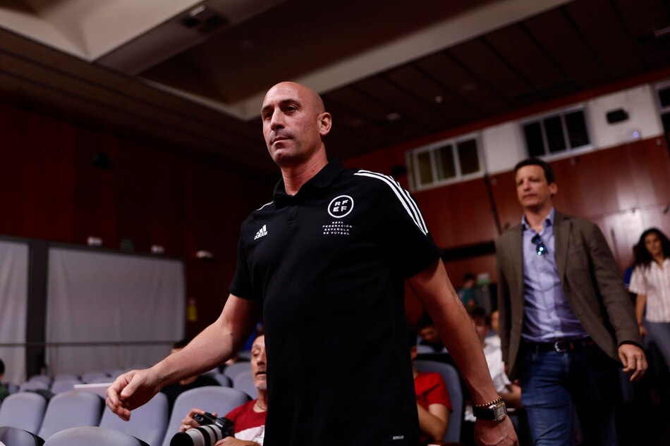 La madre de Rubiales se encierra en una iglesia y se declara en huelga de hambre hasta que se frene la ‘cacería’ a su hijo