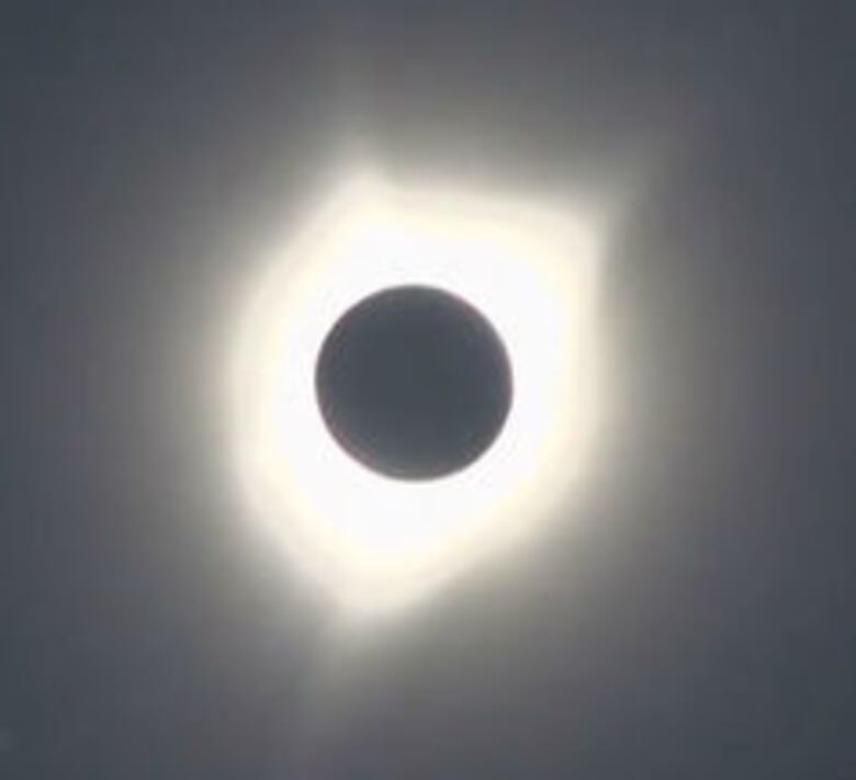 El eclipse solar y su trayectoria