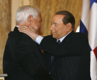Testigo revela la existencia de supuestos videos de Berlusconi y Martinelli