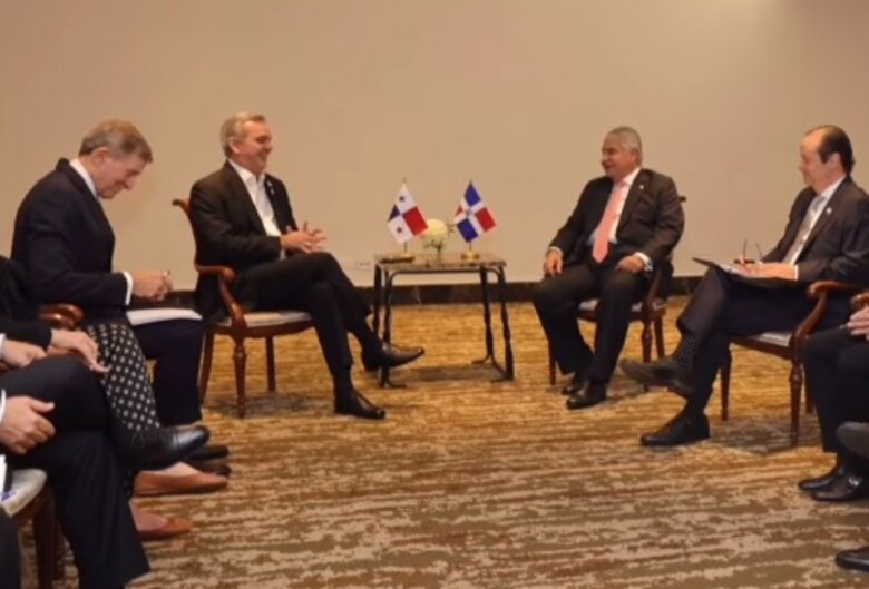 Panamá y República Dominicana acuerdan promover el turismo