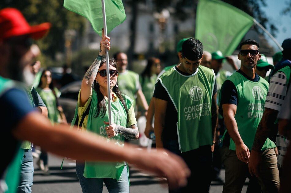 Los trabajadores públicos de Argentina irán a una nueva huelga el 30 de abril