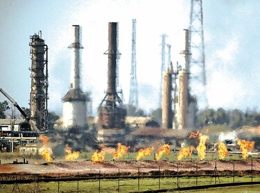 Crudo despide el 2021 con racha más larga de alzas