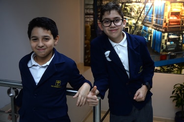 Jóvenes buscan en la ciencia y robótica opciones para el desarrollo sostenible