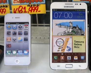 Apple insiste en intento de prohibir aparatos de Samsung en EU