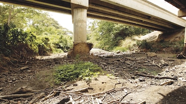 ‘Hace rato que la tierra no se moja por aquí’