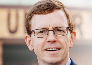 El republicano Dusty Johnson impulsa plan para que Estados Unidos retome el control del Canal de Panamá