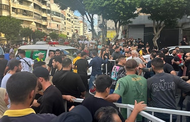 Suben a ocho los muertos y a 59 los heridos por el ataque israelí a las afueras de Beirut