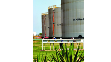 Pdvsa abandona planta petrolera