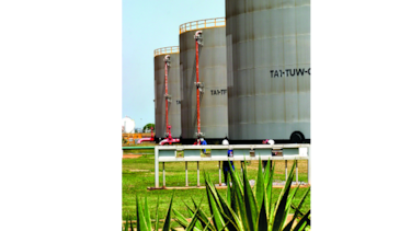 Pdvsa abandona planta petrolera