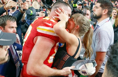 Taylor Swift y Travis Kelce ya son marido y mujer, confirma su representante