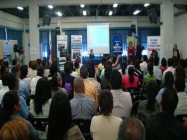Comienza primera fase de capacitación docente