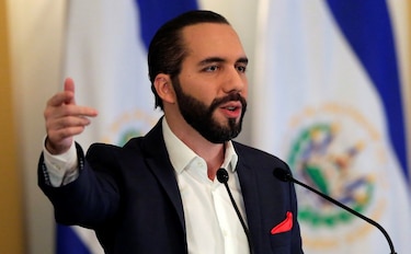 Bukele pide a Corte Suprema devolverle facultades para enfrentar pandemia