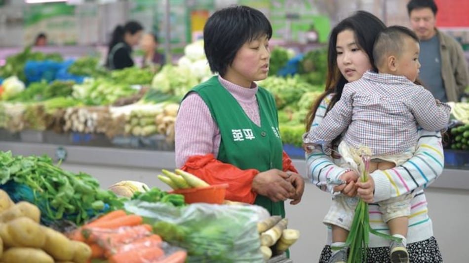 Mujeres llevan el peso de las tareas domésticas en China