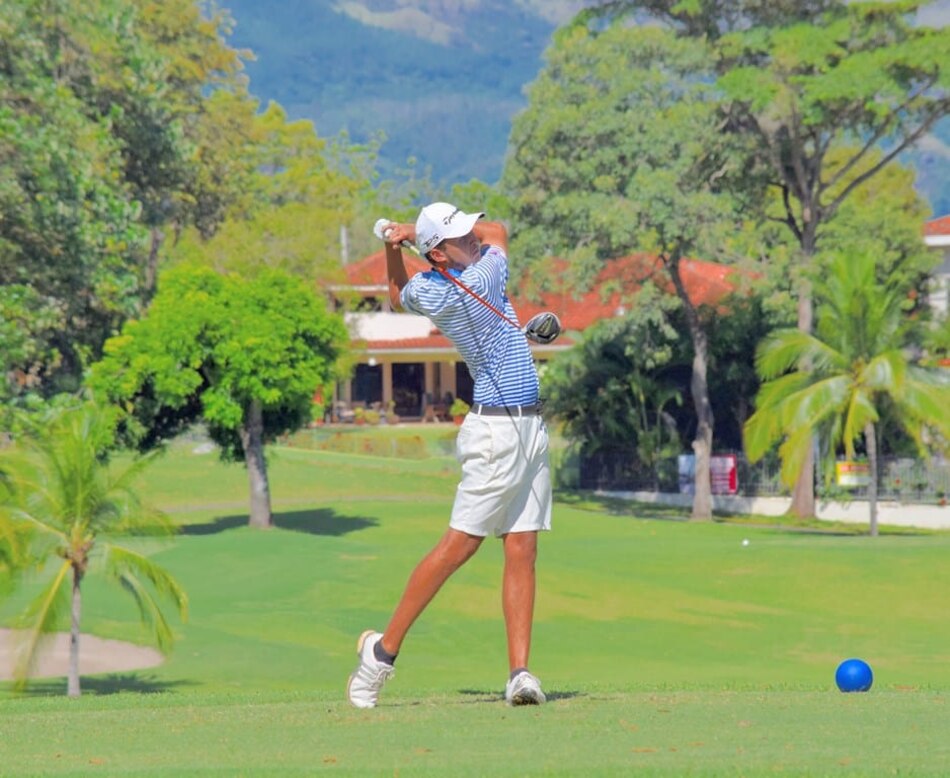 Un triunfo ‘especial’ para el golfista panameño Raúl Carbonell