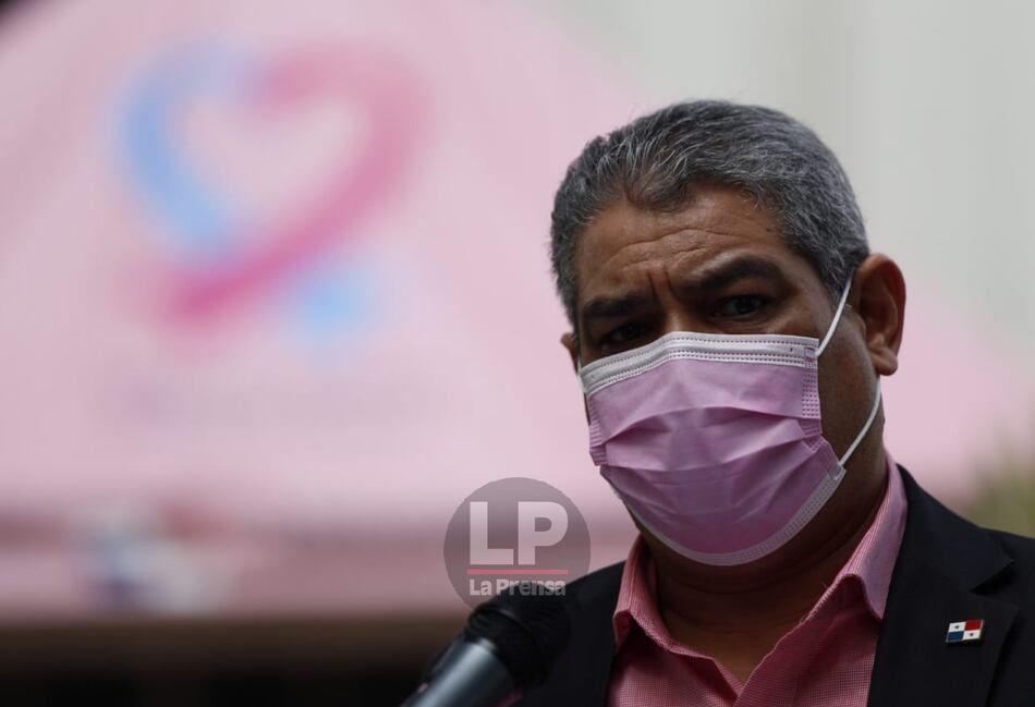 ‘No hay por qué temerle a la hidroxicloroquina’, dice ministro Sucre, pese a advertencia de la OPS