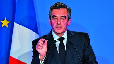 François Fillon niega supuestos favores a su familia