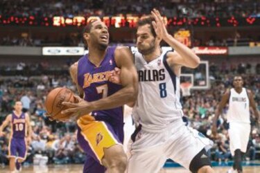 Dallas gana con contundencia