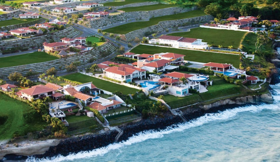 Franklin Vergara: tierras, ganado y playa