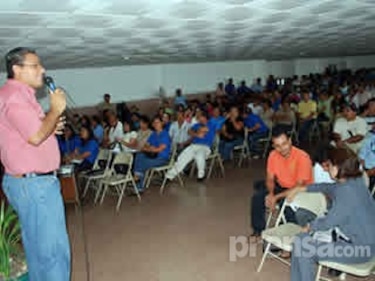 Paro de docentes va mañana lunes, afirma dirigente Barrera