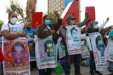 Un juzgado federal libera a ocho militares implicados en el caso Ayotzinapa