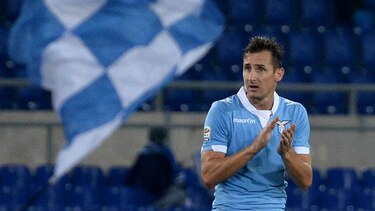 El futbolista Miroslav Klose se retira