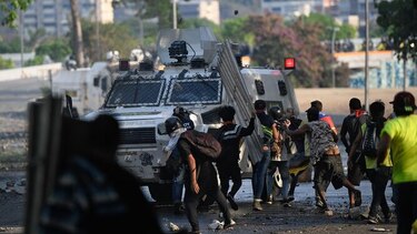 Una joven muere durante nueva jornada de protestas en Caracas