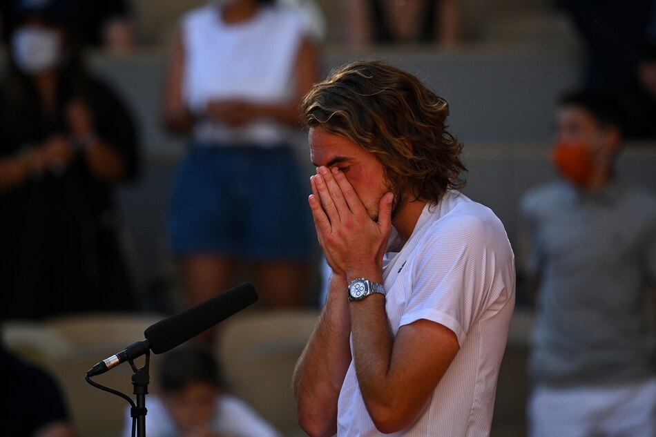 Tsitsipas gana a Zverev y pasa a la final de Roland Garros