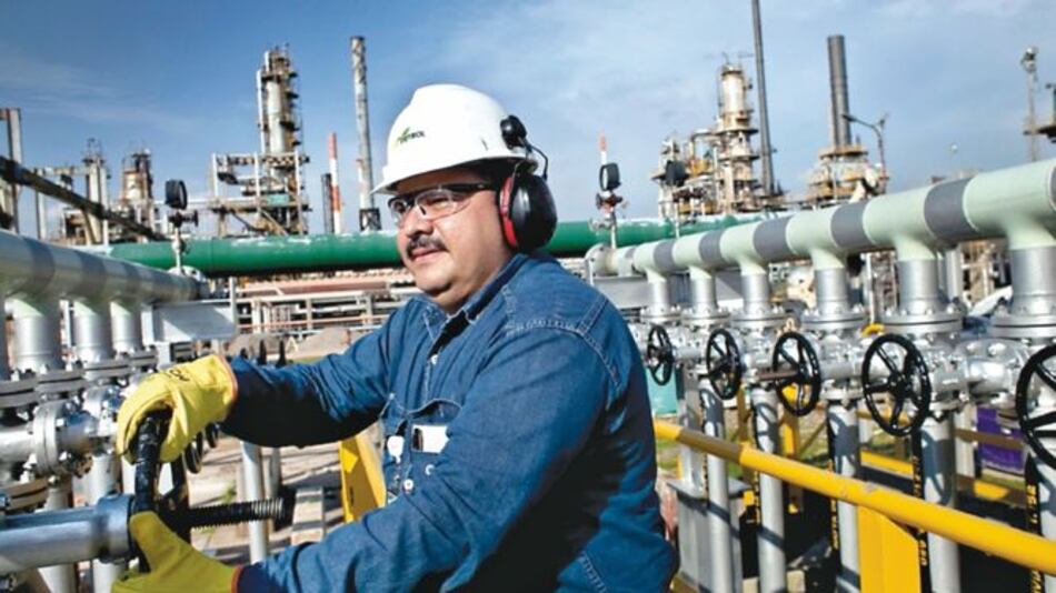 Ecopetrol intenta detener derrame de hidrocarburos