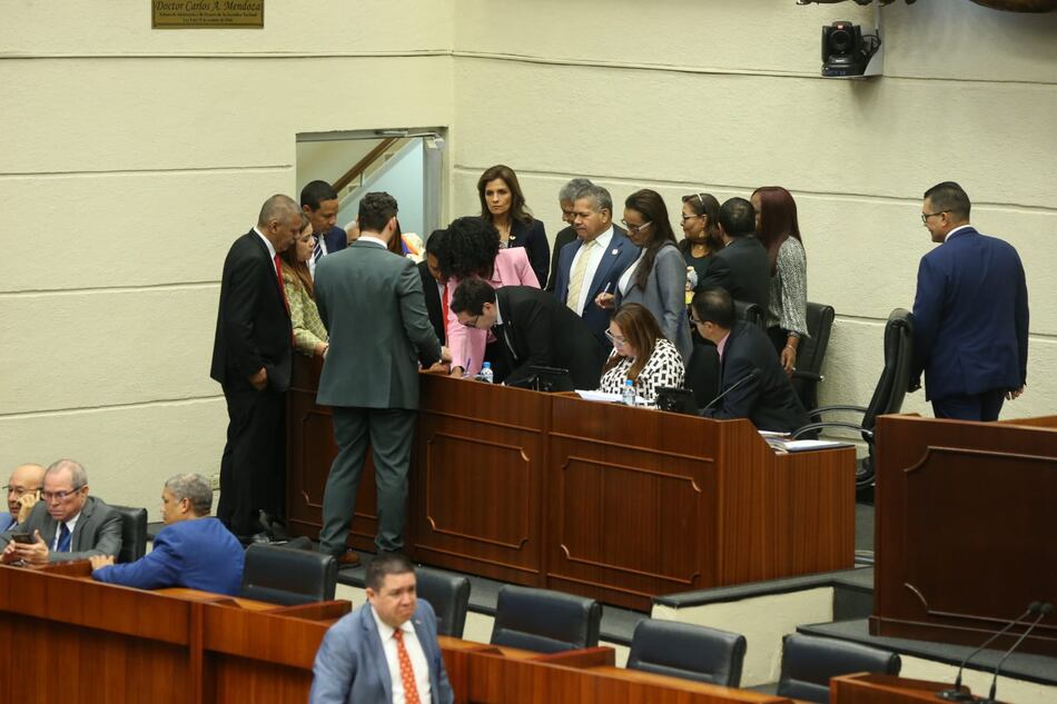 La Asamblea retrocede: eliminó la derogatoria de la Ley 406 y reforzó la moratoria minera