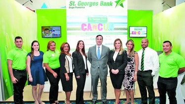 St. Georges Bank participó en Panamá Motor Show