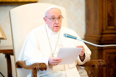 Confirman condena de cárcel para el expresidente del banco del Vaticano