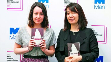 Escritora coreana comparte premio con traductora