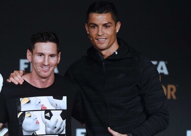 Maradona prefiere a Messi, pero considera 'increíble' a Cristiano Ronaldo