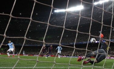 Barcelona termina de liquidar al Manchester City