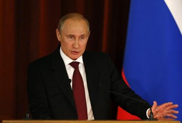 Putin: Toda la responsabilidad de la guerra en Ucrania recae sobre Poroshenko
