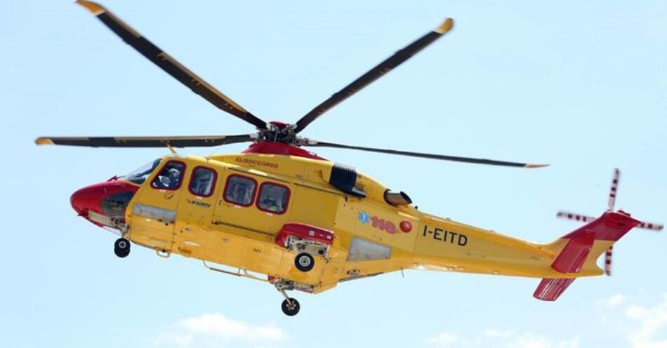 Cae helicóptero con socorristas en el centro de Italia