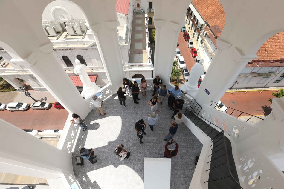 Turismo virtual: explora el Casco Antiguo con un monje guía