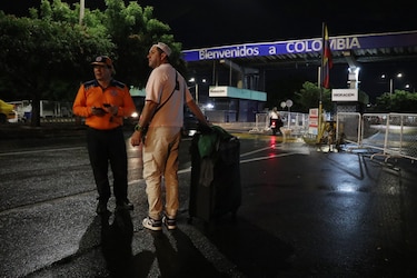 Gustavo Petro refuerza la frontera con Venezuela por seguridad y para atender a posibles refugiados