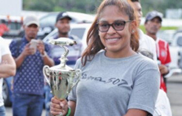 Una mujer hace historia en la aceleración