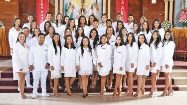 Felicidades a los futuros profesionales