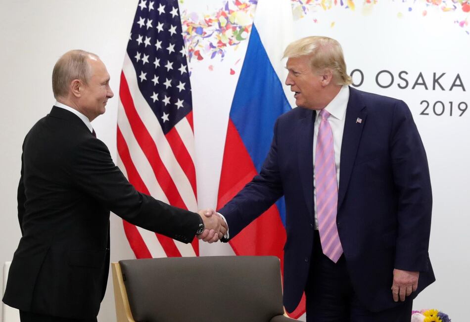 Estados Unidos y Rusia inician contactos diplomáticos para preparar la cumbre entre Trump y Putin