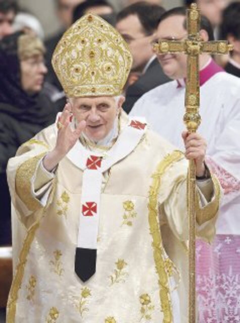 Violencia anticristiana asombra al Papa