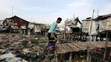 Filipinas evacua a más de 80 mil personas ante la llegada de un potente tifón