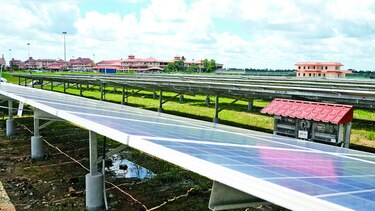 Primer aeropuerto solar