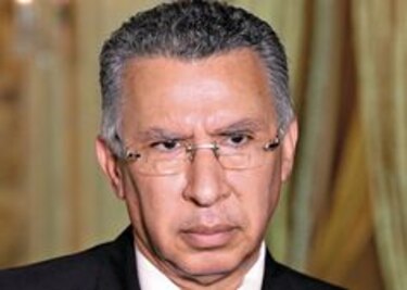 Extranjeros describen red de corrupción en el Estado
