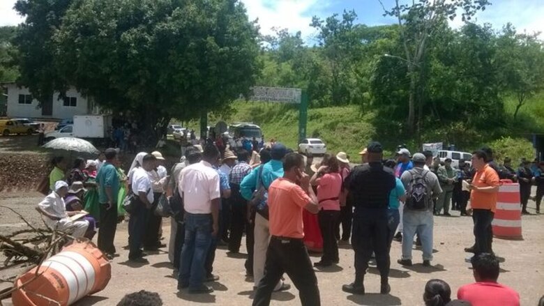 Indígenas ngäbe buglé cierran la vía Interamericana