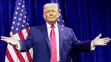 Estados Unidos está considerando diferentes opciones para adquirir Groenlandia, incluido el uso del ejército, según la Casa Blanca